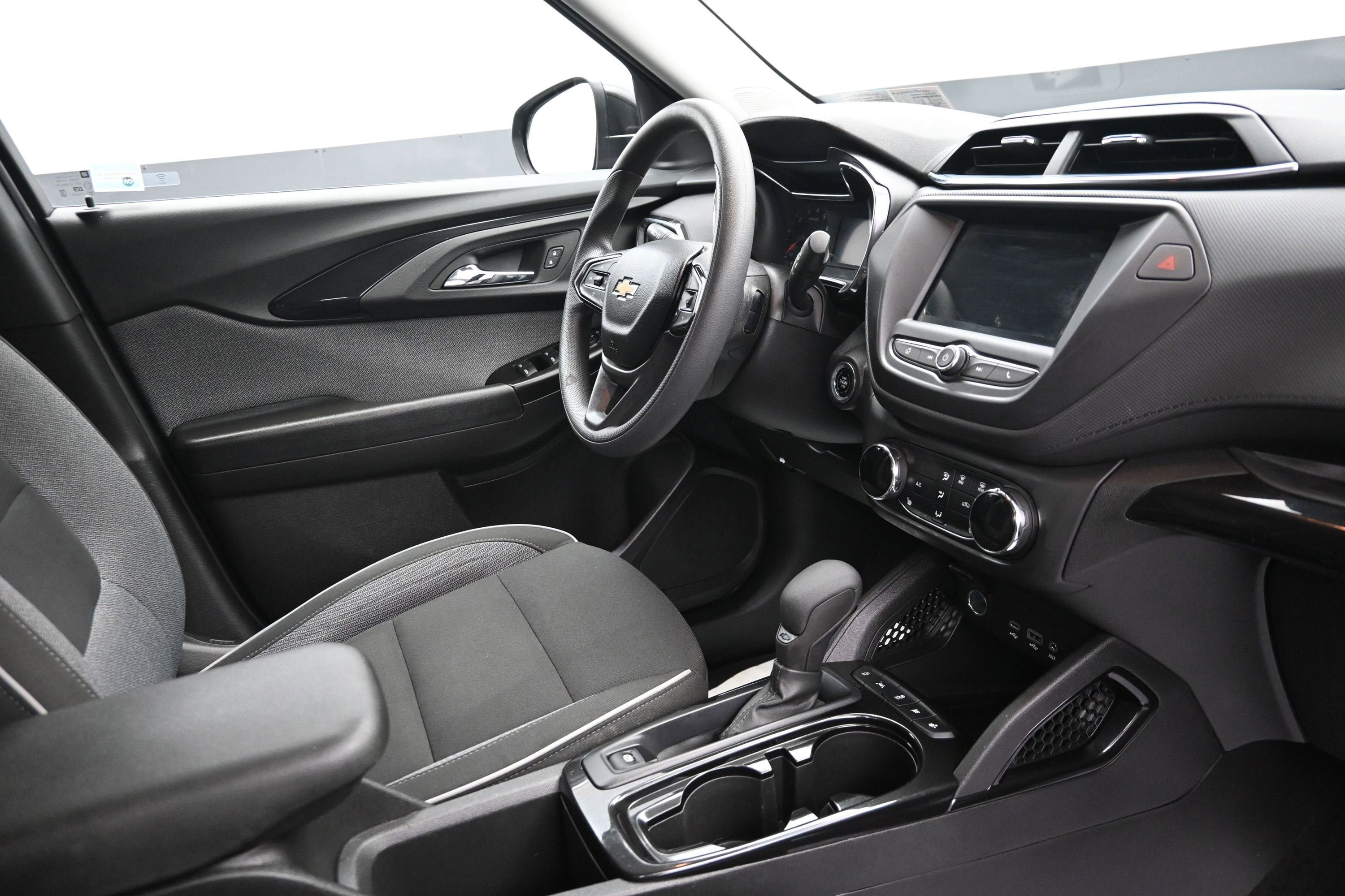 Used 2023 Chevrolet TrailBlazer LT FWD image 28