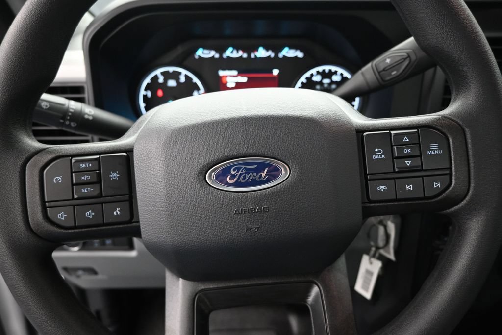 New 2026 Ford F350 XL w/ XL Chrome Package RWD image 13