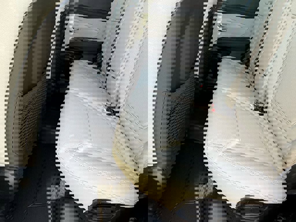 New 2026 Hyundai Tucson Limited image 13