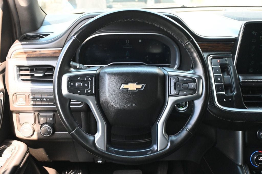 Used 2023 Chevrolet Suburban Premier RWD image 14