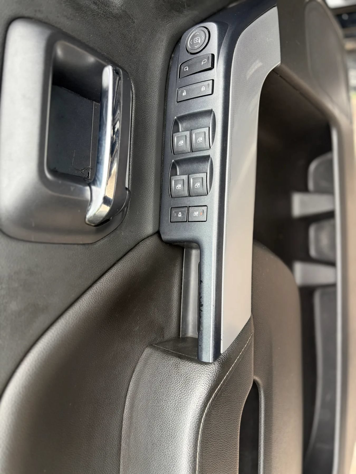 Used 2018 Chevrolet Silverado 1500 LT w/ True North Edition AWD/4WD image 45