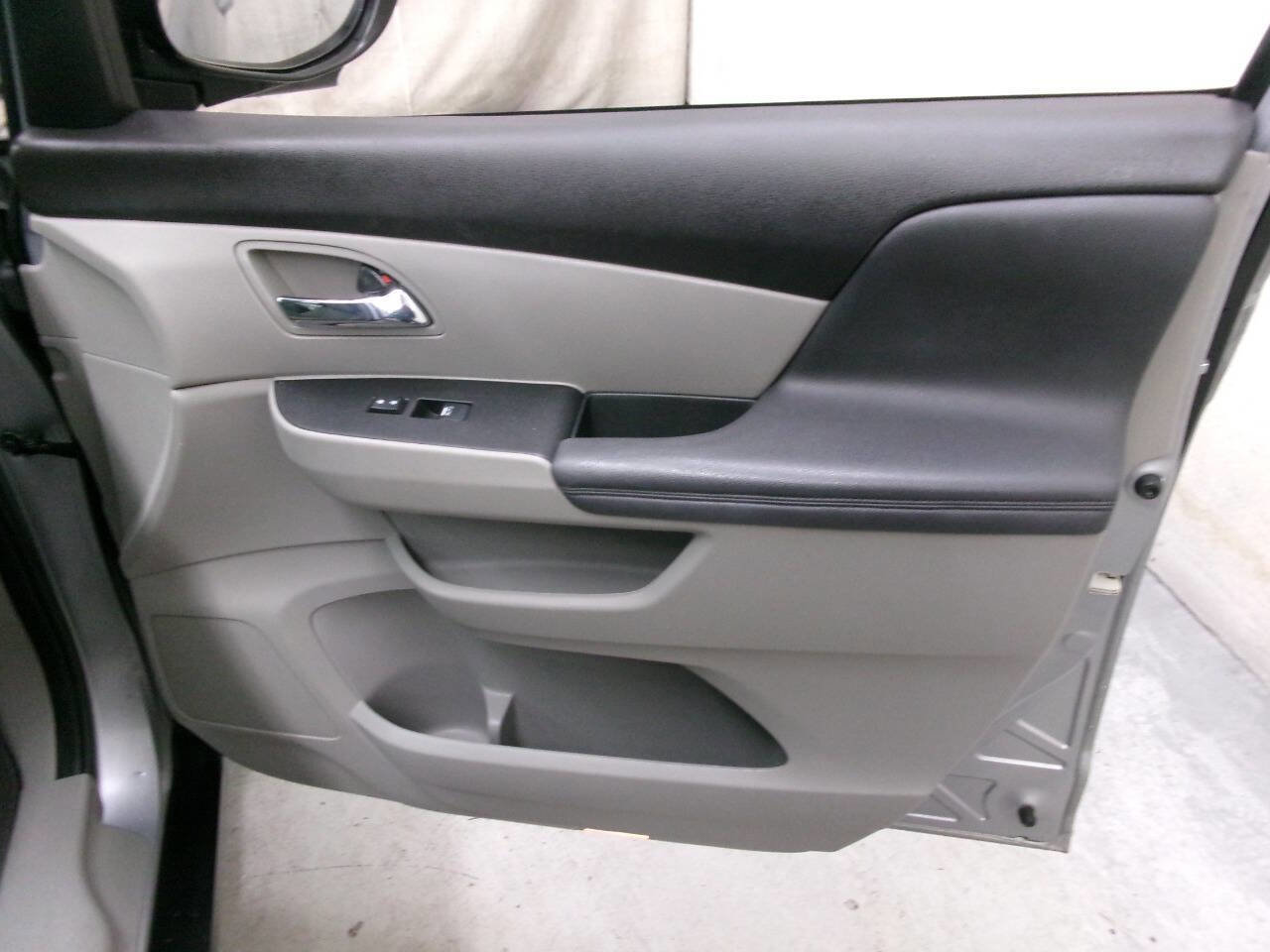 Used 2016 Honda Odyssey EX-L image 24