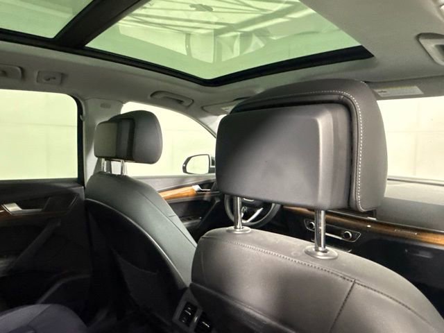 Used 2023 Audi Q5 2.0T Premium Plus w/ Premium Plus Package image 27