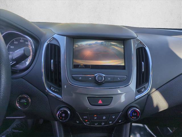 Used 2019 Chevrolet Cruze LT w/ Convenience Package image 13