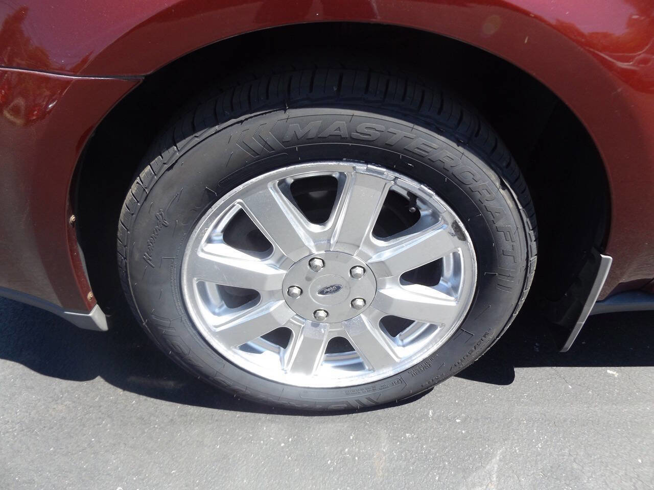 Used 2008 Ford Taurus SEL FWD image 31