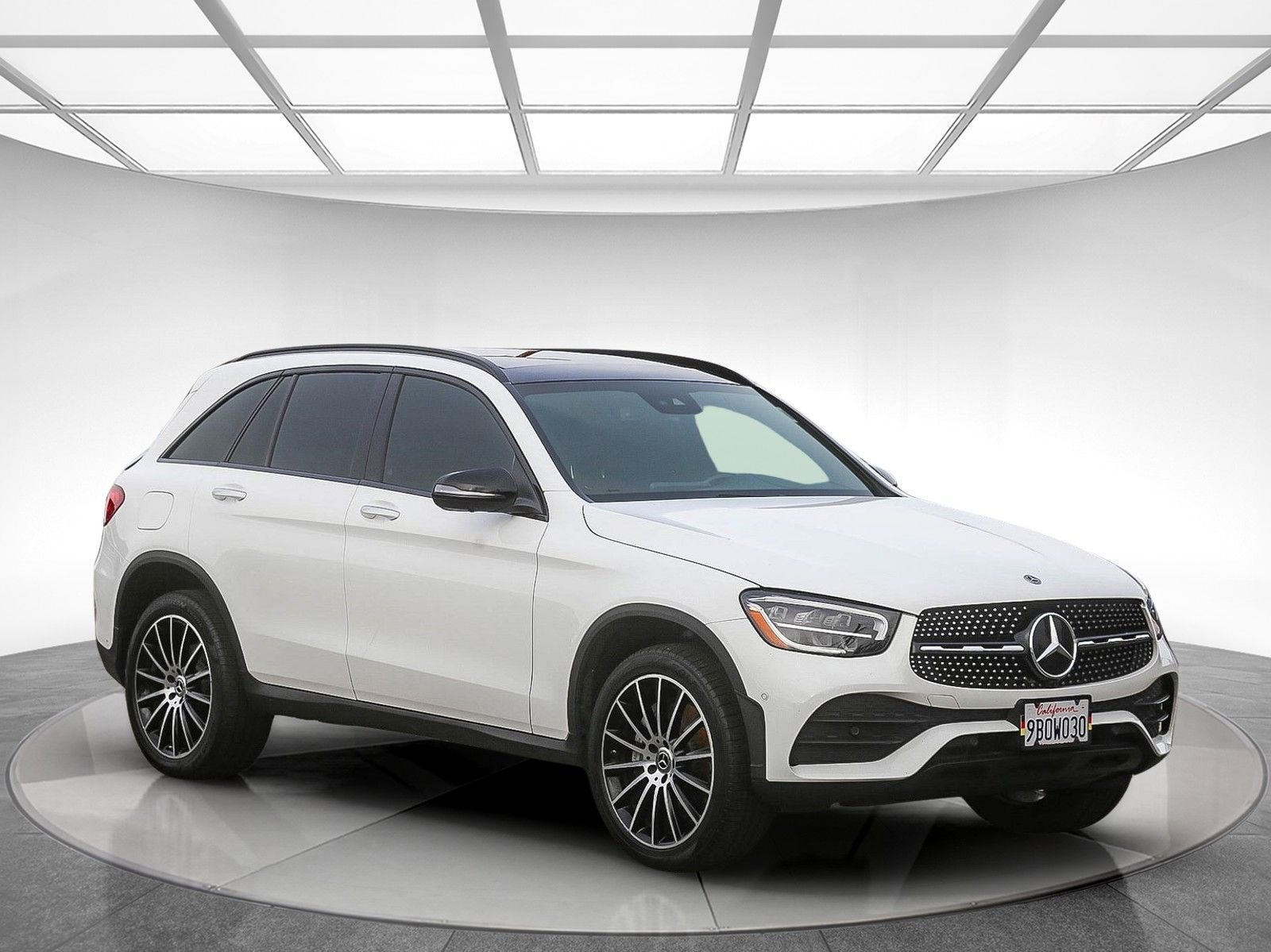 Used 2022 Mercedes-Benz GLC 300 4MATIC image 4