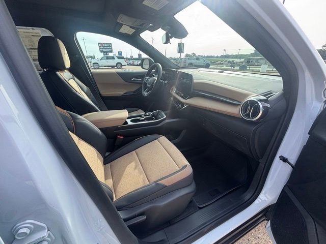 New 2026 Chevrolet Equinox ACTIV image 16