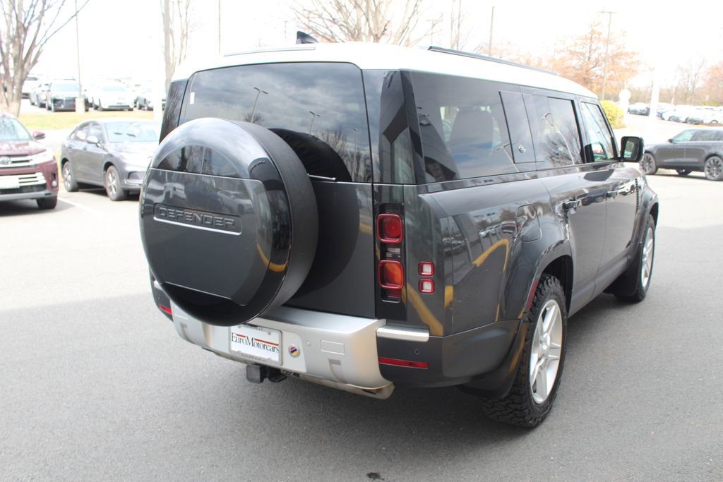 Used 2024 Land Rover Defender 130 S image 2