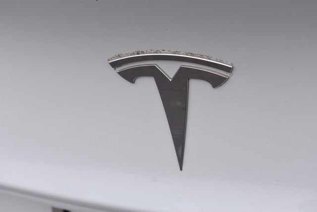Used 2018 Tesla Model 3 Long Range image 17
