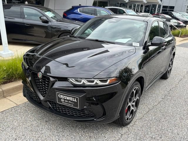 Used 2024 Alfa Romeo Tonale Ti w/ Active Assist Package AWD/4WD image 2