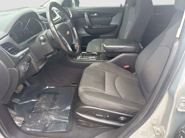 Used 2016 Chevrolet Traverse LT w/ Style and Technology Package FWD image 29