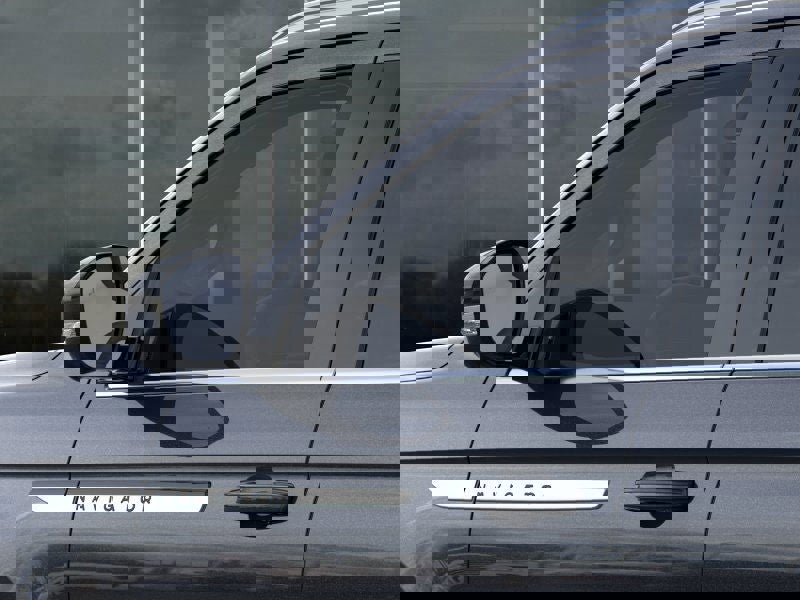 New 2025 Lincoln Navigator Reserve image 20