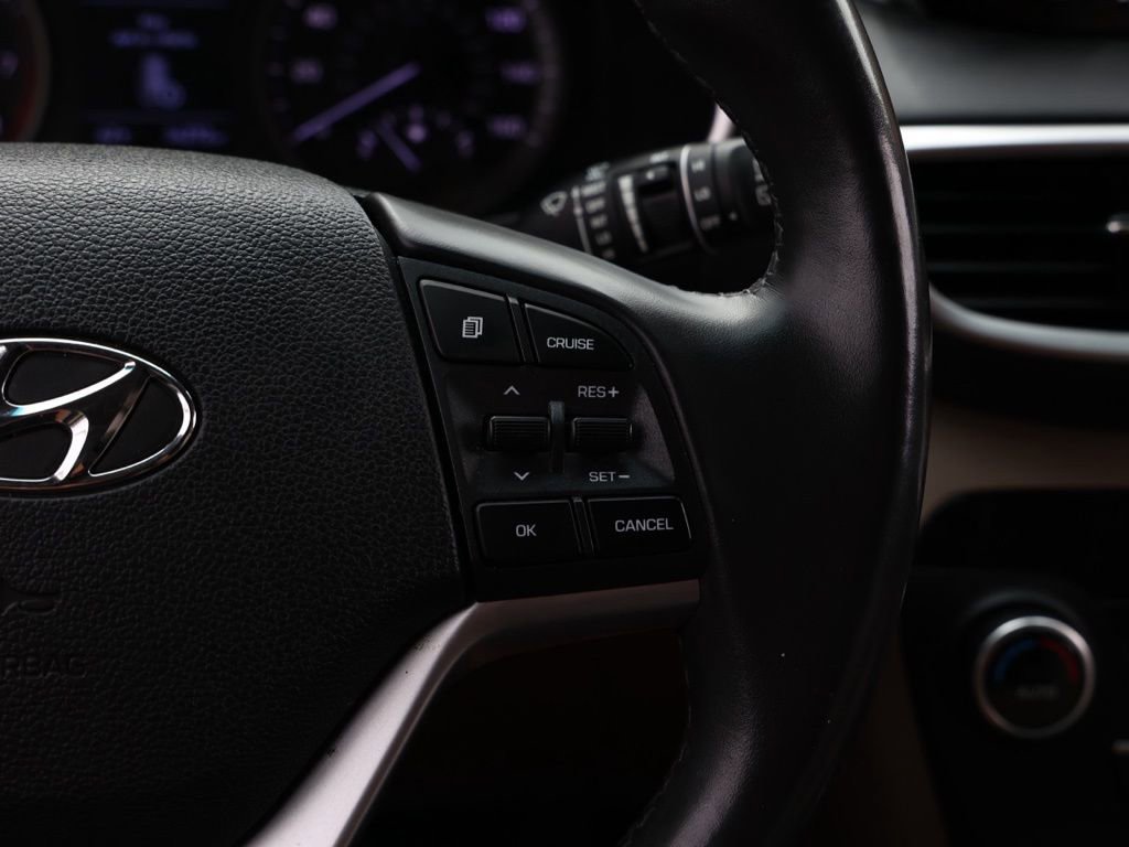 Used 2021 Hyundai Tucson Limited image 27