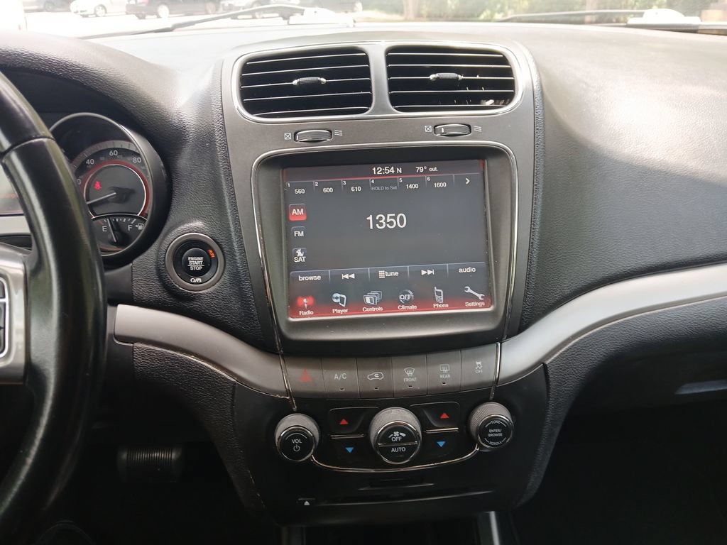 Used 2020 Dodge Journey Crossroad FWD image 33