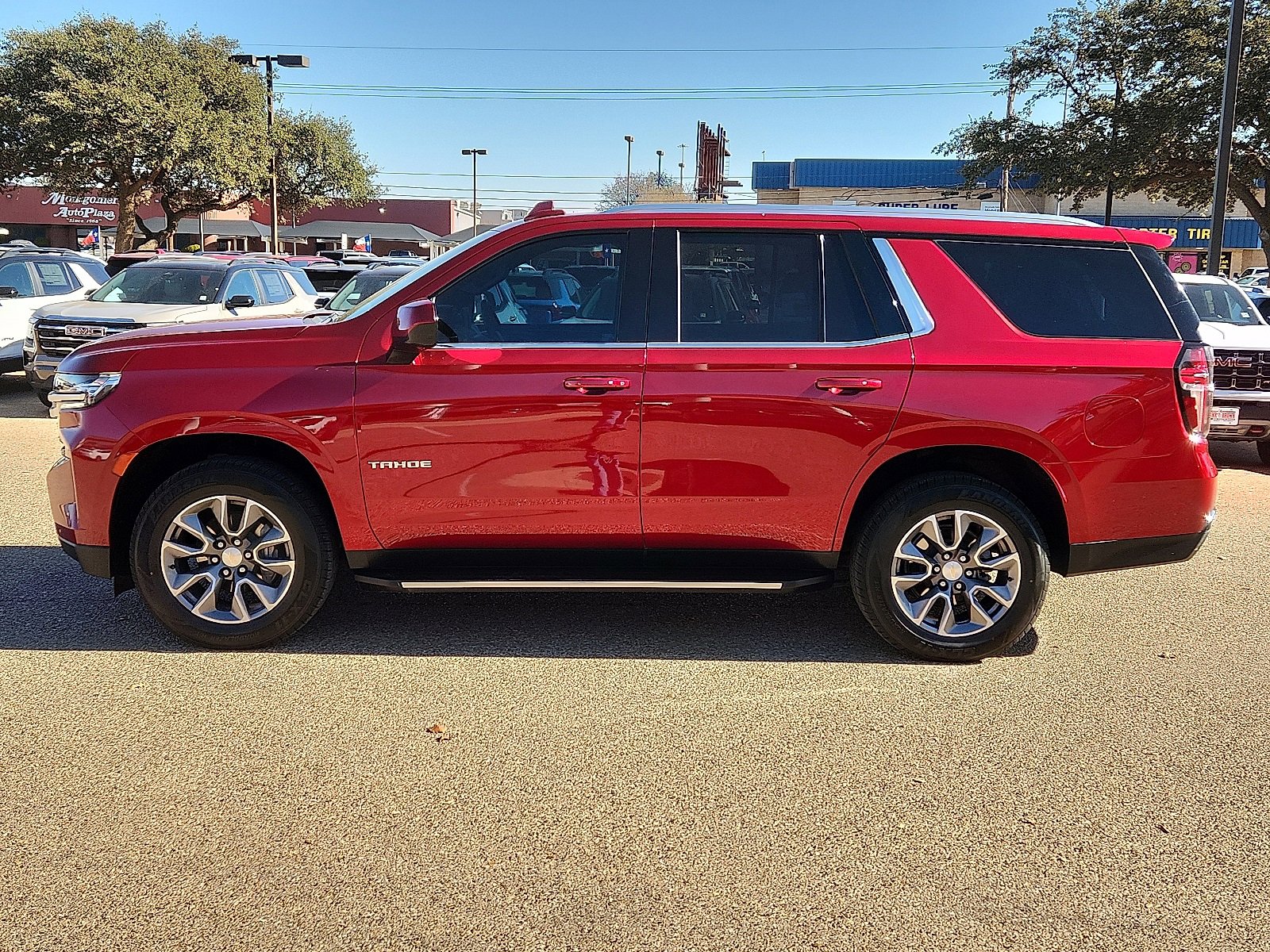 Used 2024 Chevrolet Tahoe LS w/ Driver Alert Package image 2