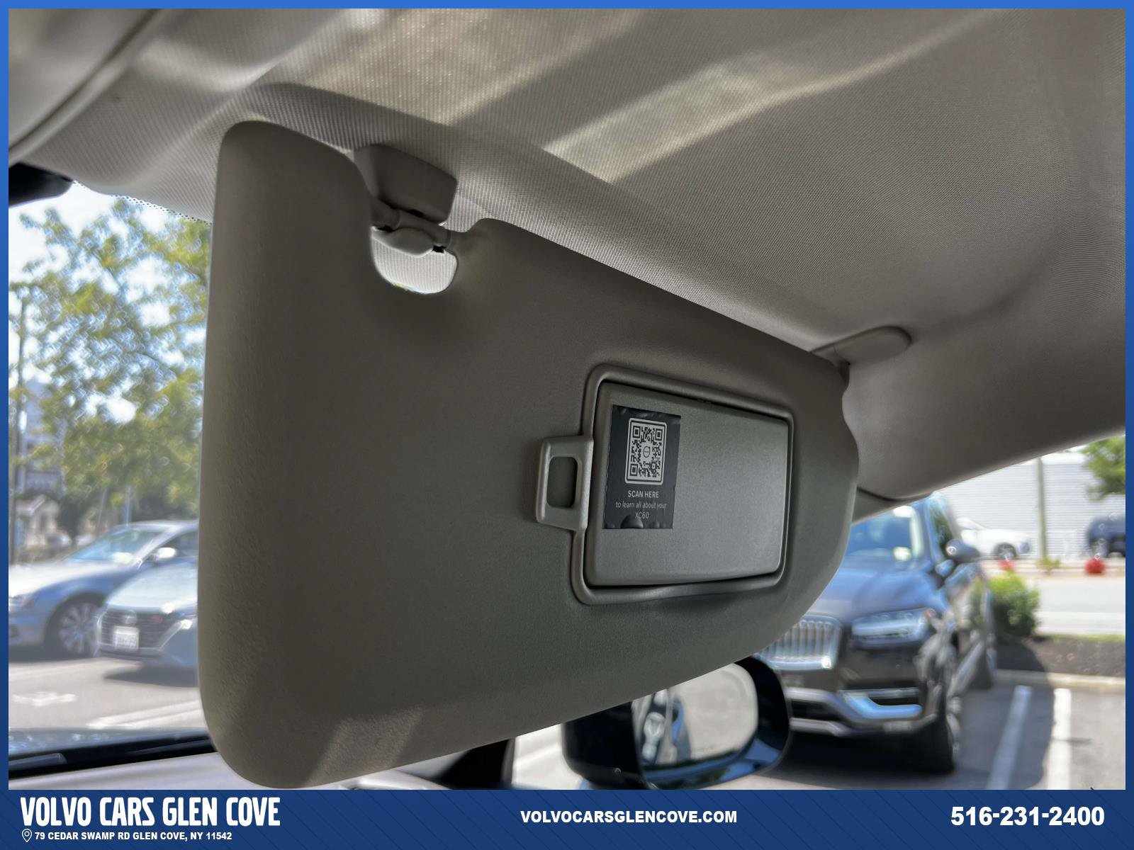 Certified 2024 Volvo XC60 B5 Plus w/ Climate Package AWD/4WD image 33