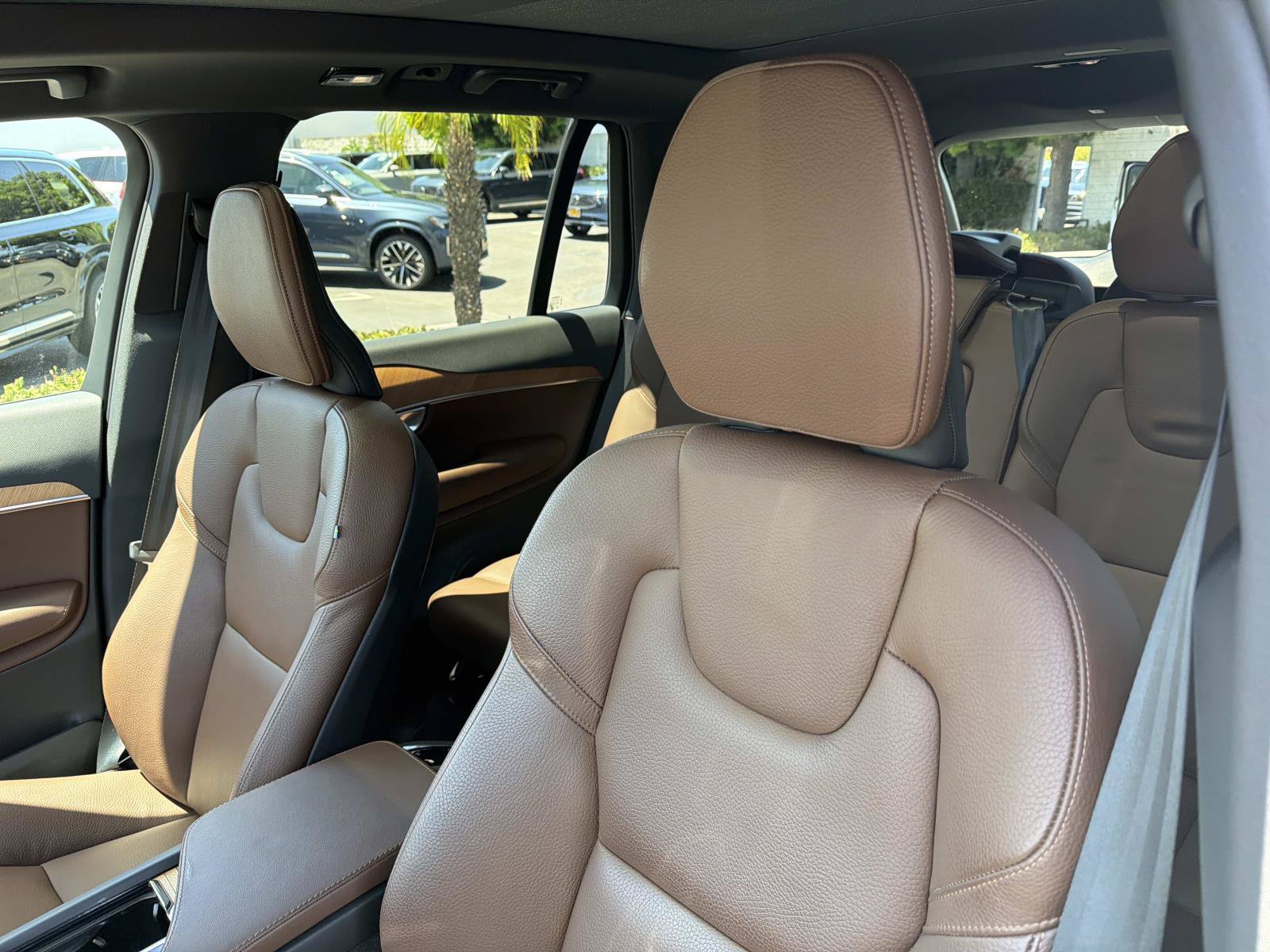 Certified 2024 Volvo XC90 T8 Core w/ Protection Package Premier AWD/4WD image 19