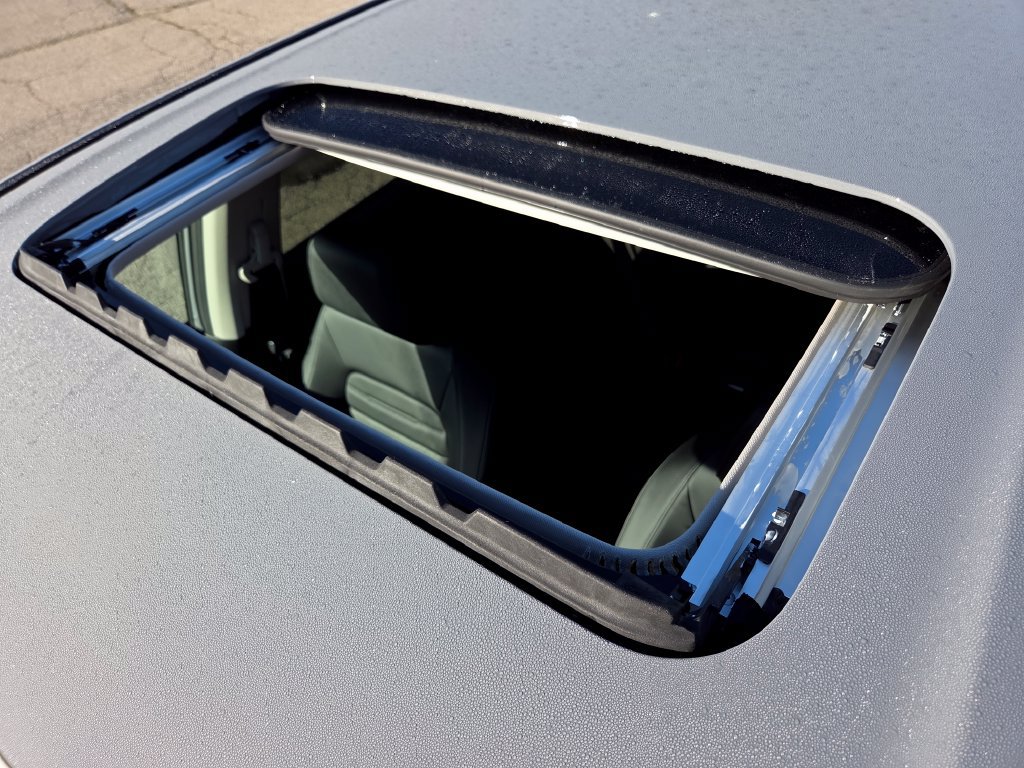 New 2027 Honda CR-V EX-L image 3