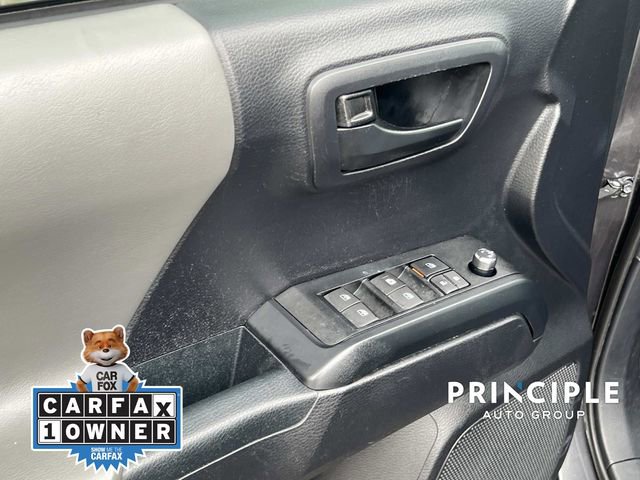 Used 2018 Toyota Tacoma SR w/ SR Convenience Package image 13