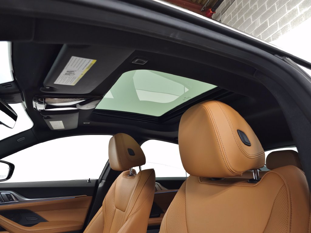 Used 2023 BMW i4 eDrive40 w/ Premium Package RWD image 17