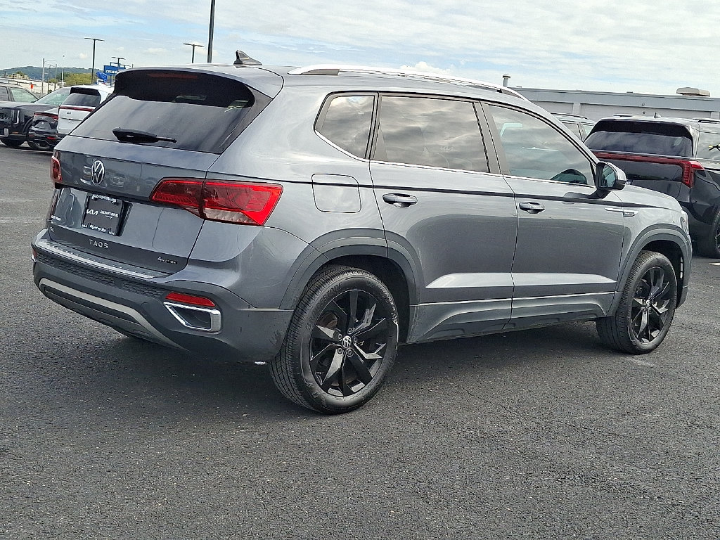 Used 2022 Volkswagen Taos SE AWD/4WD image 6
