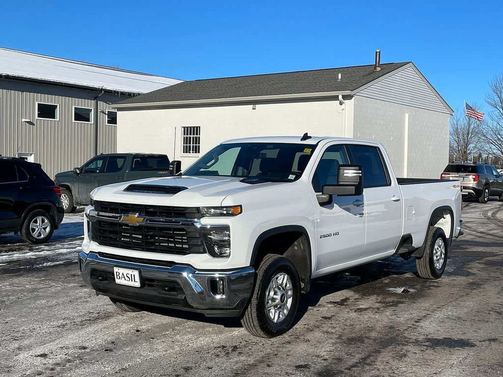 Used 2024 Chevrolet Silverado 2500 LT image 8