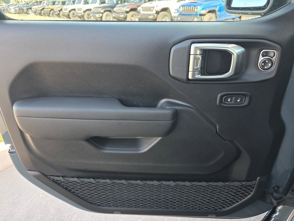 New 2026 Jeep Gladiator Sport image 13