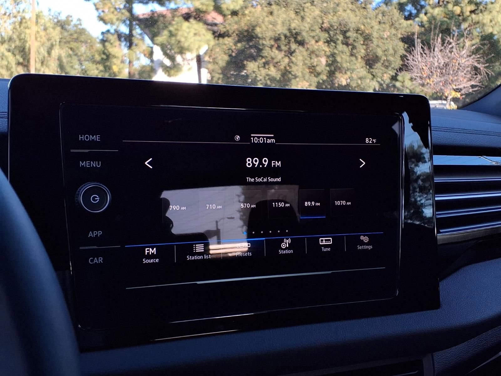 Certified 2025 Volkswagen Jetta Sport image 9