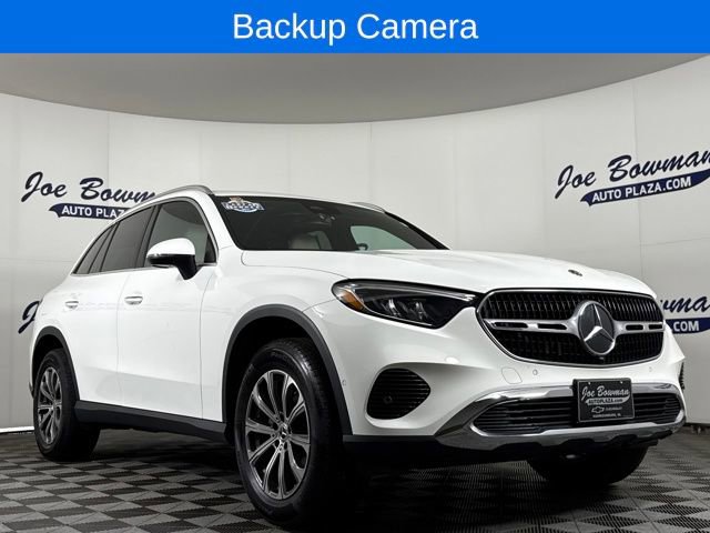 Used 2023 Mercedes-Benz GLC 300 4MATIC image 4