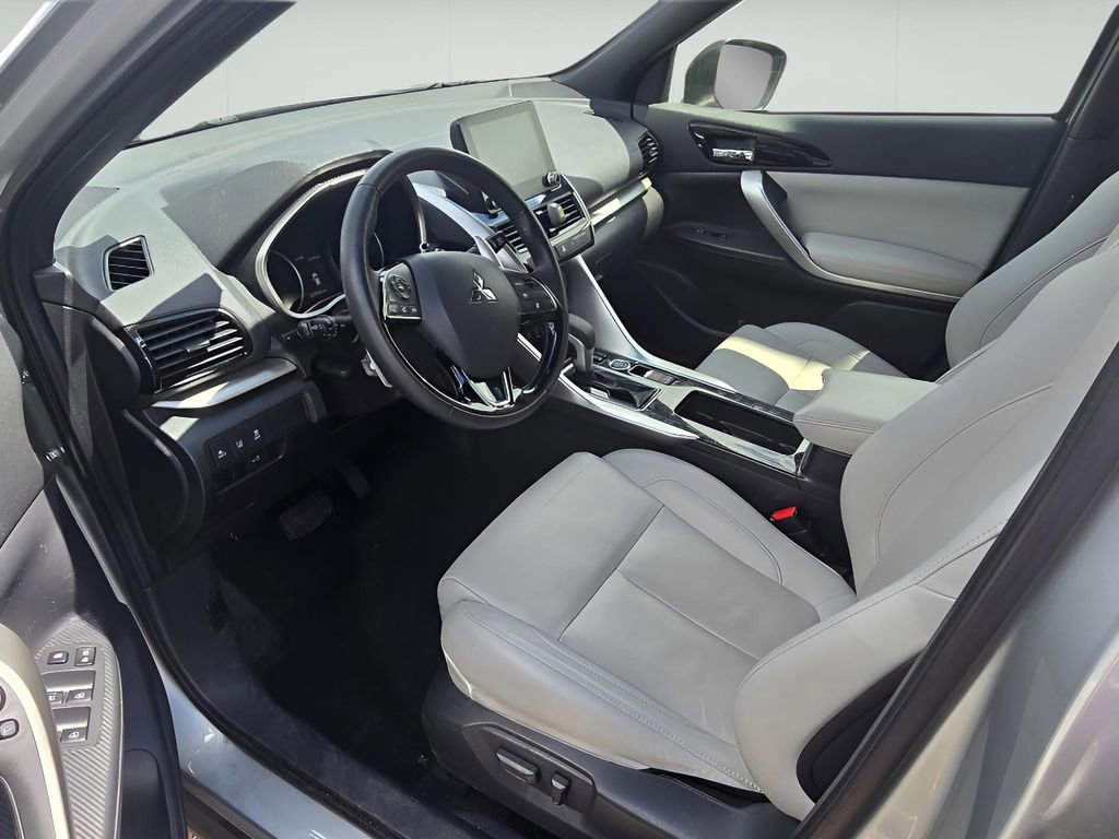Used 2024 Mitsubishi Eclipse Cross SEL AWD/4WD image 16