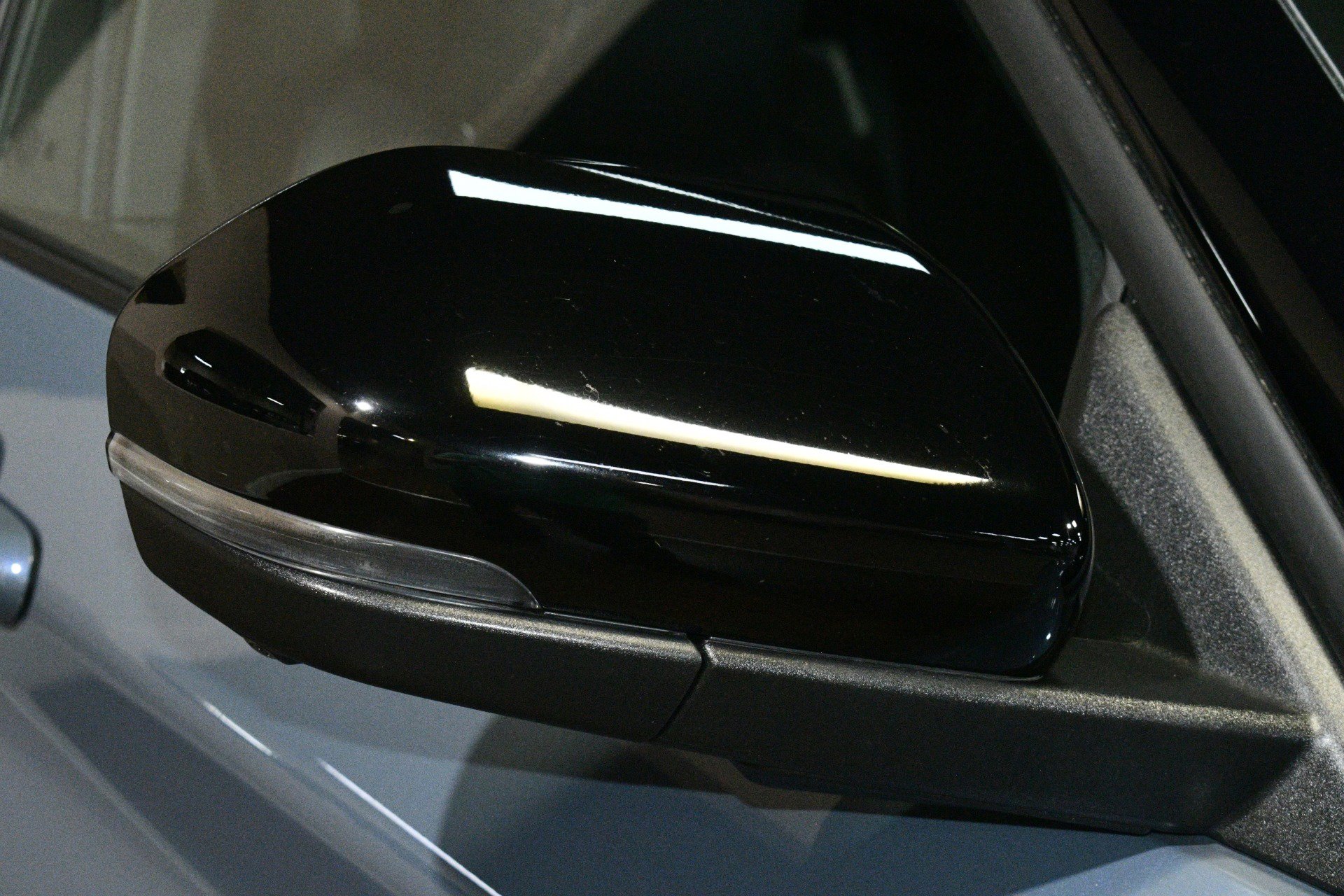 Used 2025 Ford Explorer ST w/ Sun And Sound Package image 61