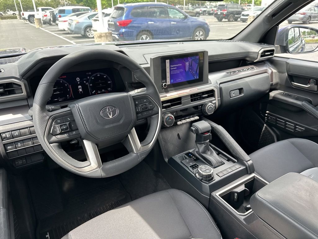 Certified 2025 Toyota Tacoma TRD Off-Road AWD/4WD image 29