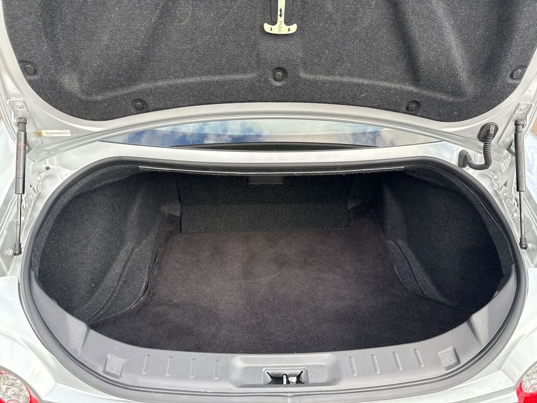 Used 2009 Nissan GT-R Premium image 18
