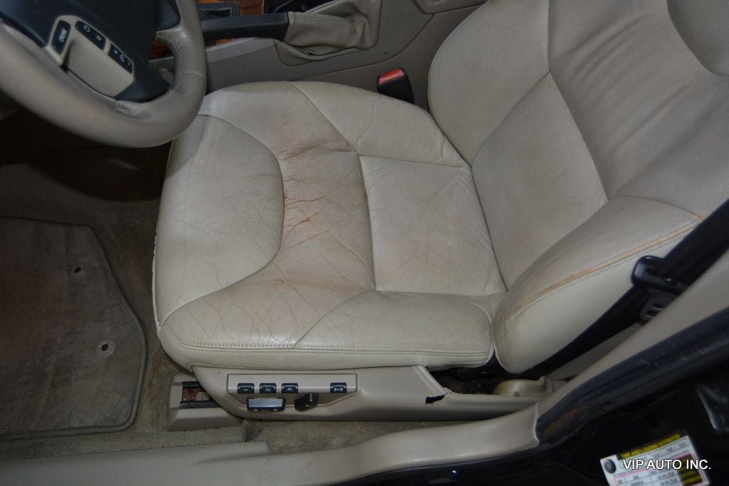 Used 2007 Volvo V70 2.4 FWD image 18