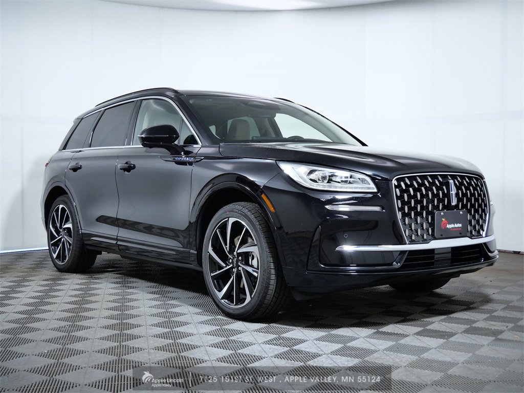 New 2025 Lincoln Corsair Grand Touring w/ Equipment Group 301A