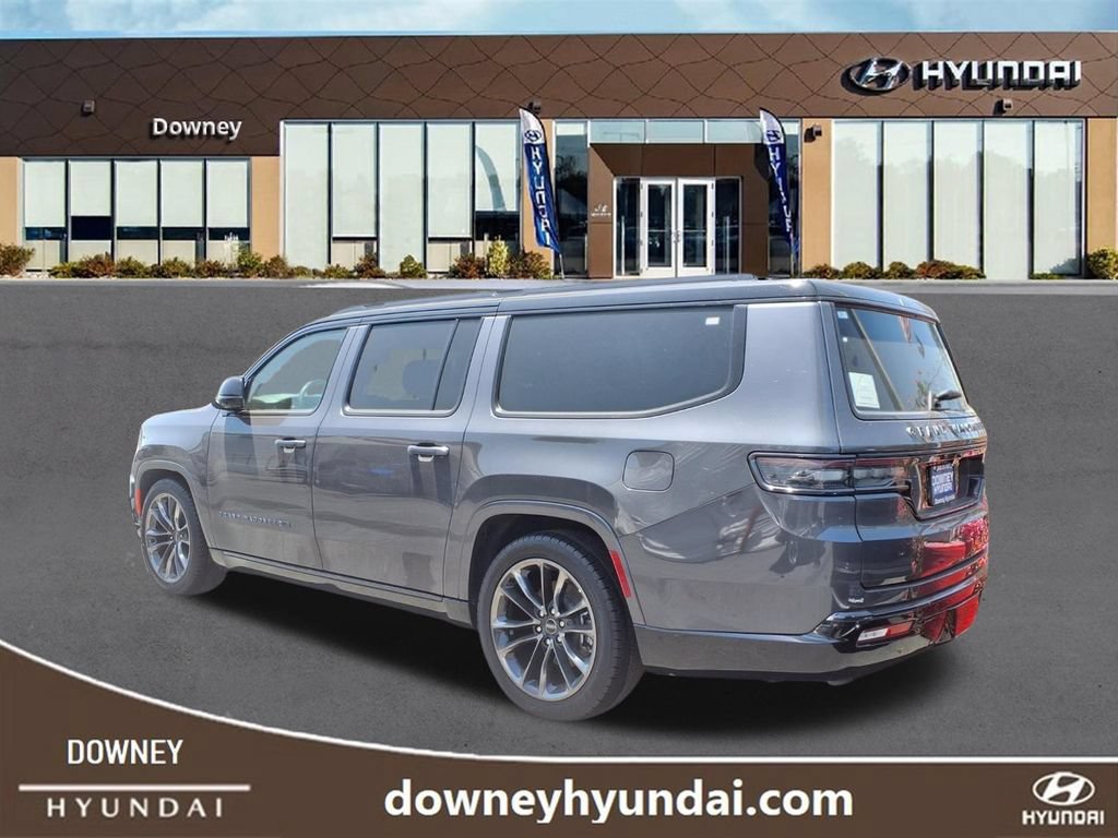 Used 2024 Jeep Grand Wagoneer L Series II AWD/4WD image 3