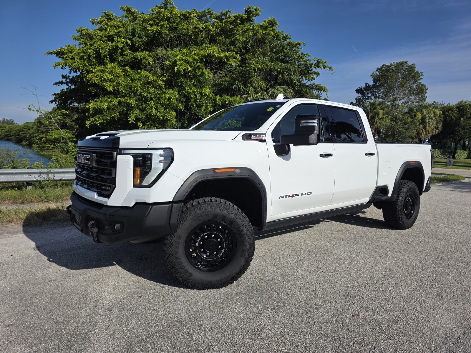 Used 2025 GMC Sierra 2500 AT4X w/ AT4X AEV Edition
