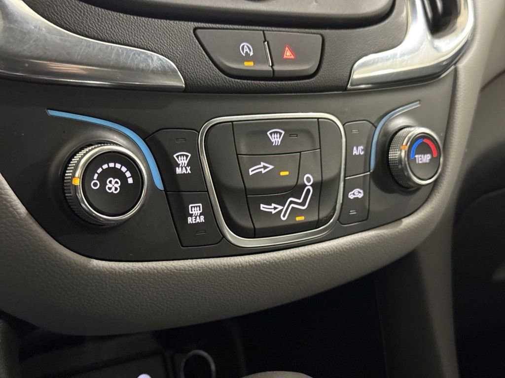 Used 2022 Chevrolet Equinox LS w/ LS Convenience Package image 16