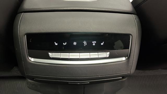 Used 2021 Cadillac Escalade Sport AWD/4WD image 31