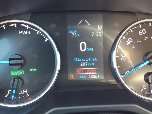 Used 2022 Toyota RAV4 LE AWD/4WD image 25
