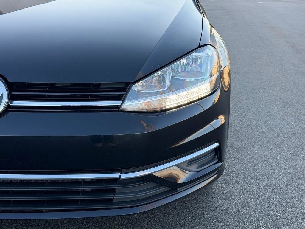 Used 2020 Volkswagen Golf 4-Door image 12