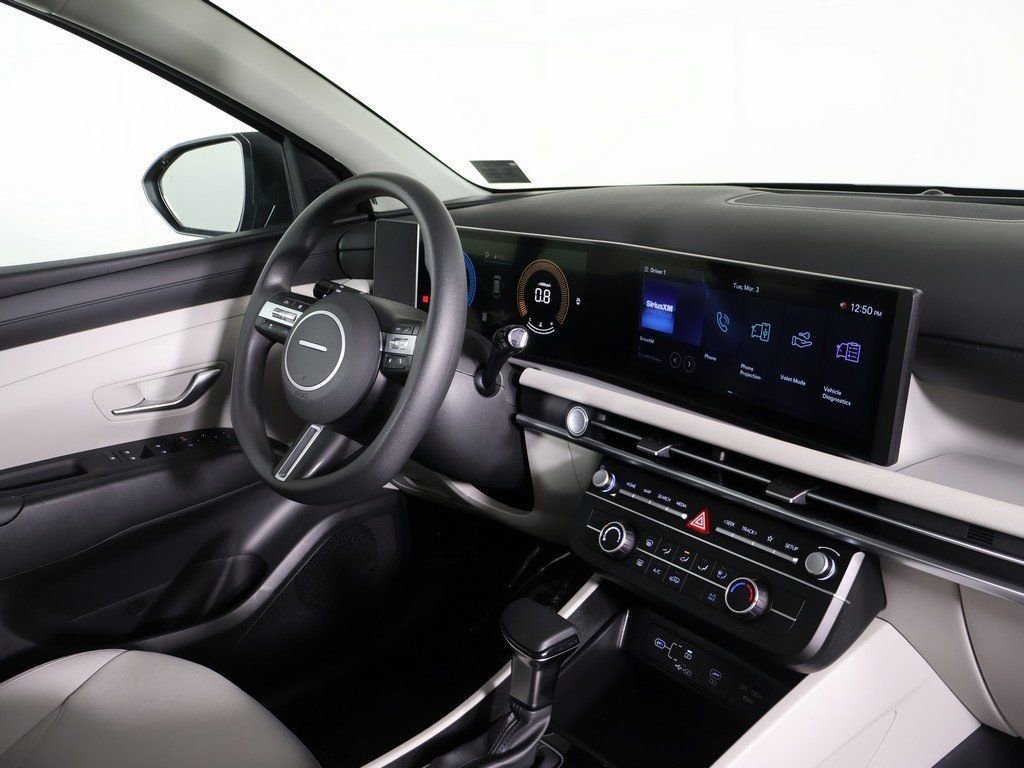 Certified 2025 Hyundai Tucson SE image 23