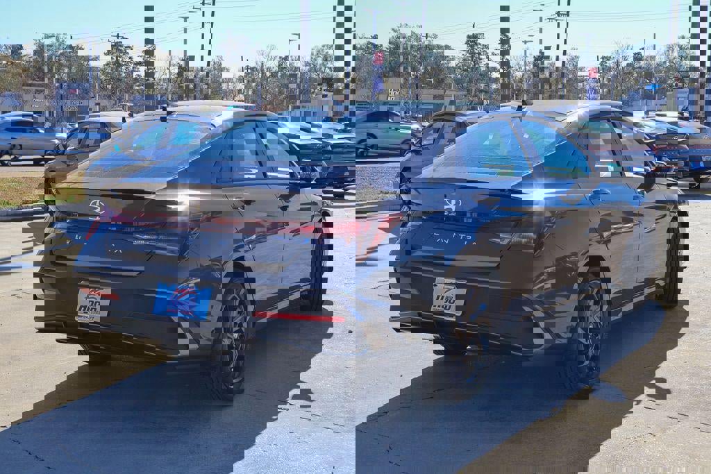 New 2026 Hyundai Elantra Sport image 23