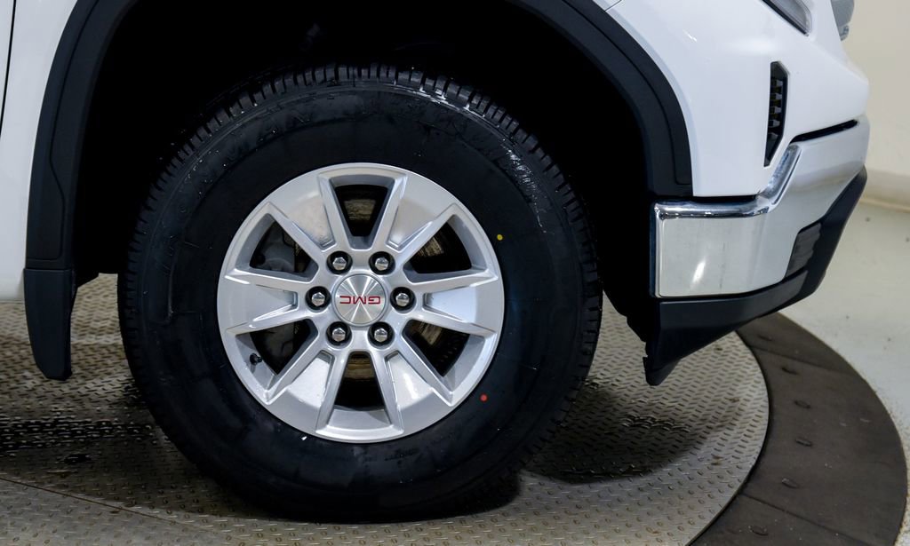 Used 2023 GMC Sierra 1500 SLE AWD/4WD image 16