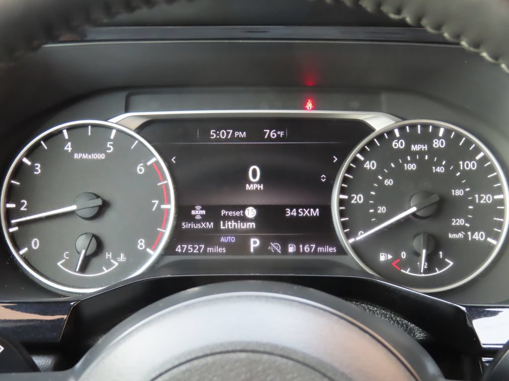 Used 2024 Nissan Pathfinder SV AWD/4WD image 25