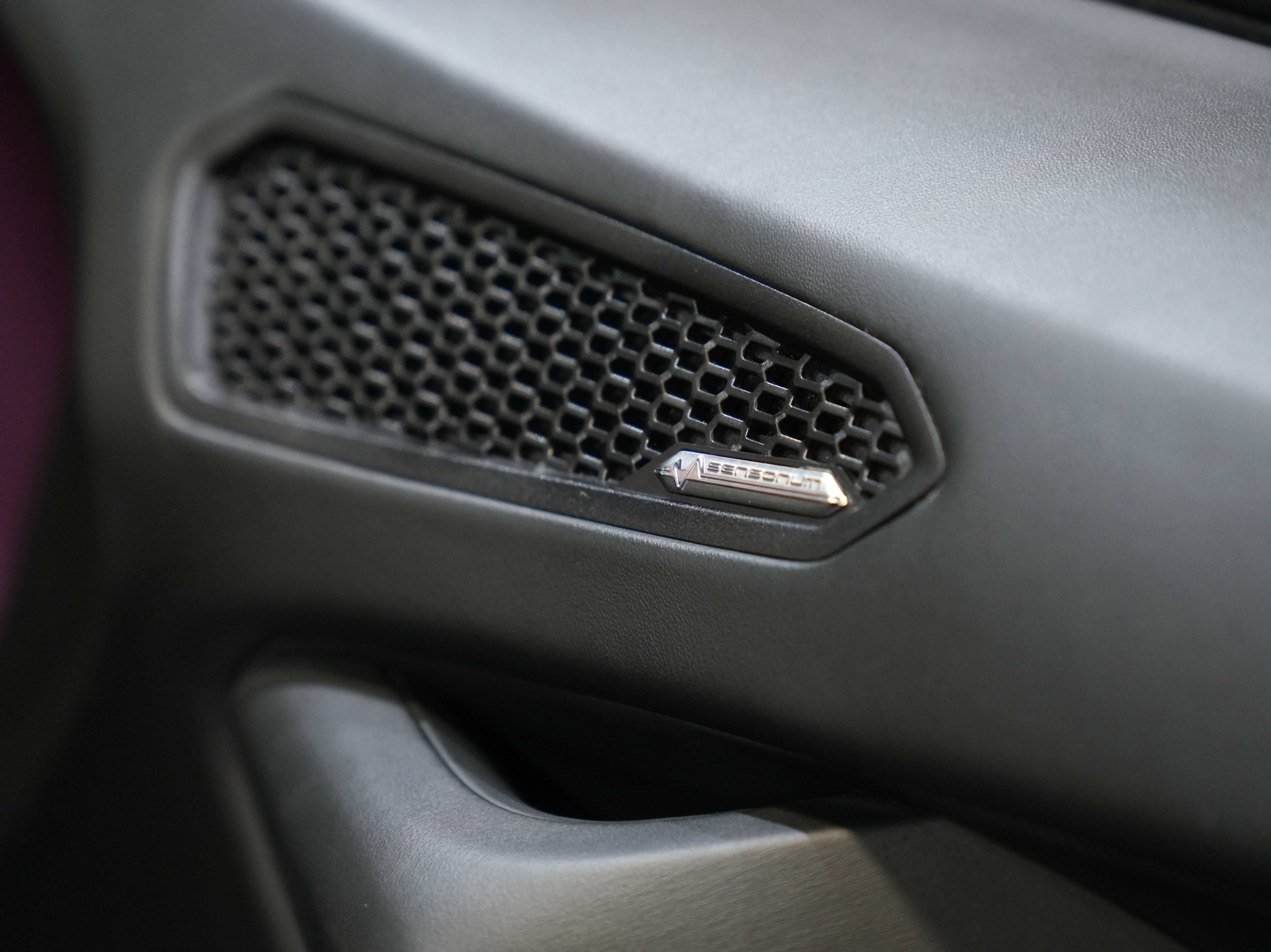 Used 2024 Lamborghini Huracan EVO image 37