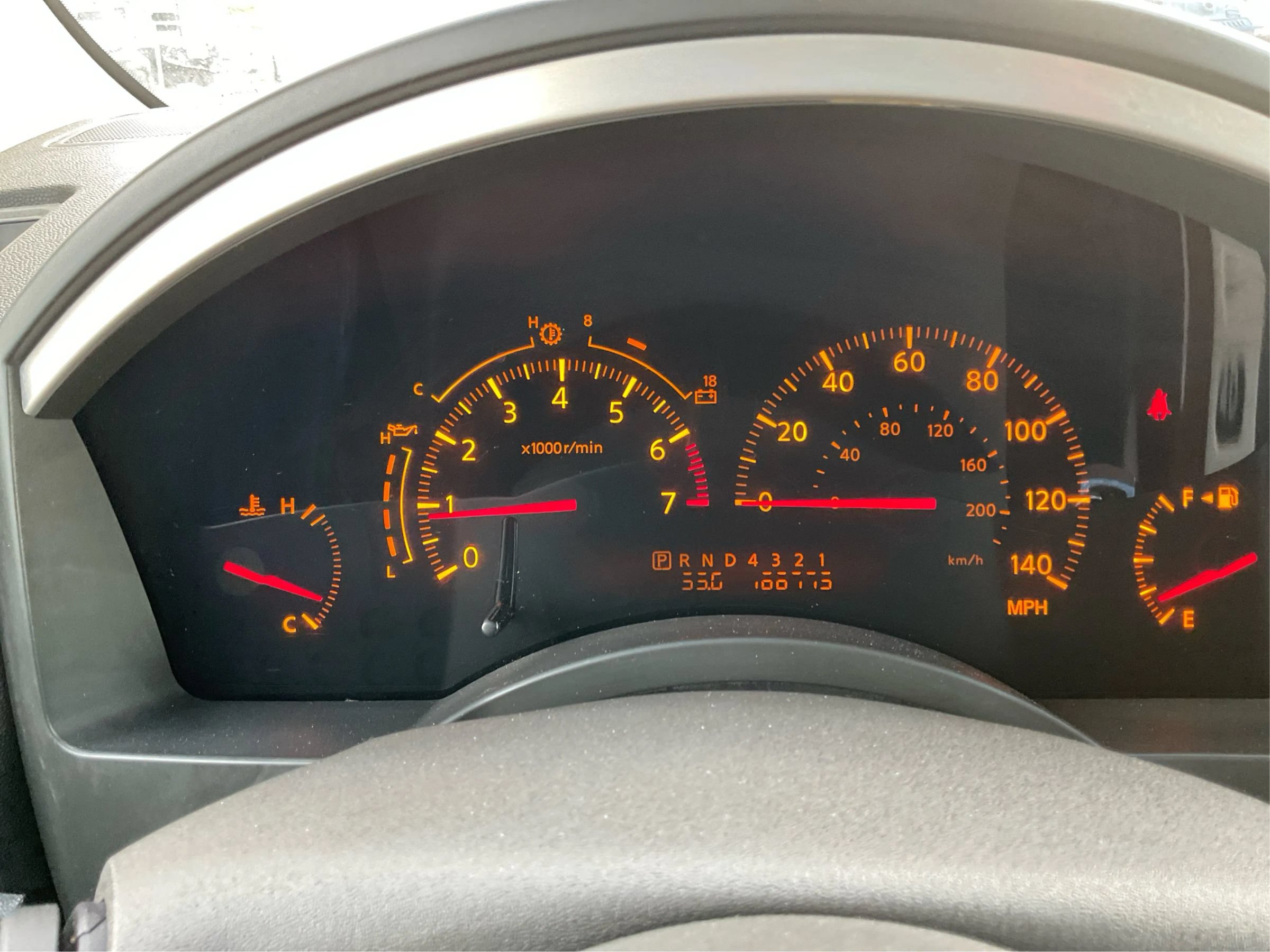 Used 2004 INFINITI QX56 2WD w/ Smart Vision Pkg image 15