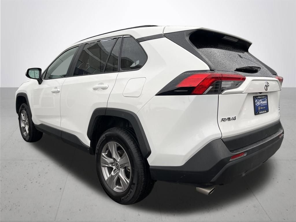 Used 2025 Toyota RAV4 XLE image 7