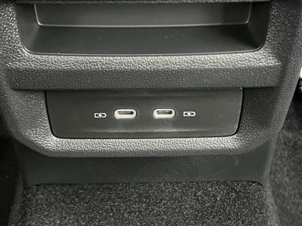 New 2026 Volkswagen Taos SE AWD/4WD image 36
