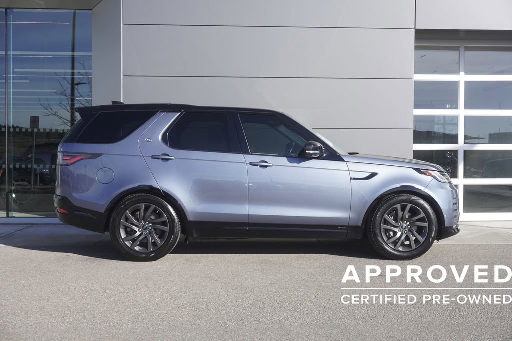 Used 2022 Land Rover Discovery S R-Dynamic image 7